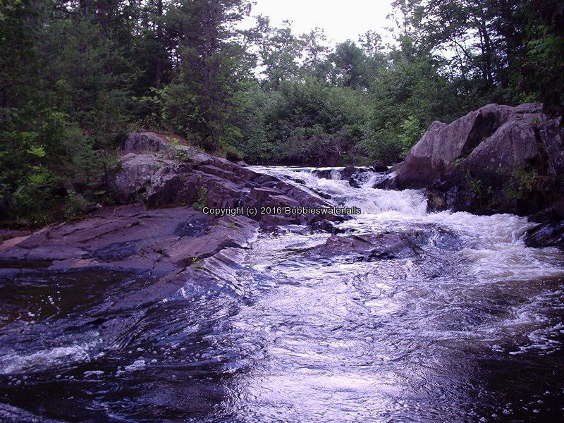 Horseshoe Falls Marienette County WI 7-5-2007_00005.jpg