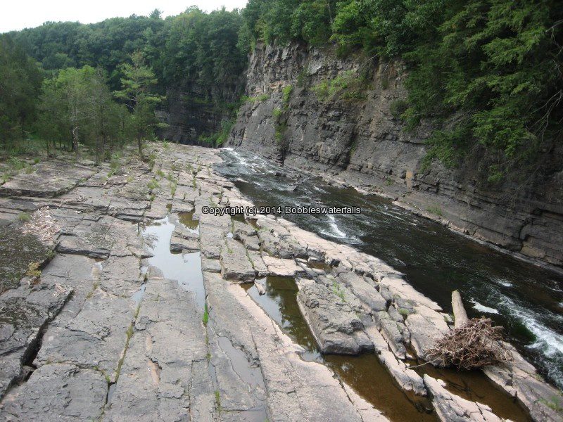 HIGH FALLS GREEN COUNTY SOUTHERN NEW YORK 8-18-2013_00005.JPG