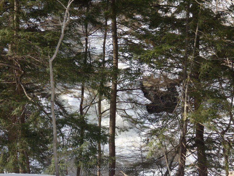 Krystal Falls Schenectady County Eastern New York 2-22-2014_00001.JPG
