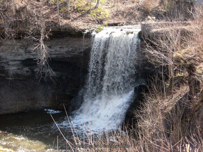 WOLCOTT FALLS WAYNE COUNTY CENTRAL NEW YORK 4-17-2009_00004.jpg