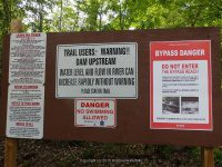 SVT PARKING AND TRAIL START 5-23-2015_00001.JPG
